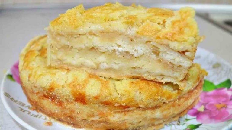 Prăjitură cu mere, fără blat – Se topește în gură